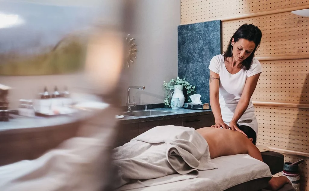 What to Look for in a Hotel Massage Service During Your Business Trip
