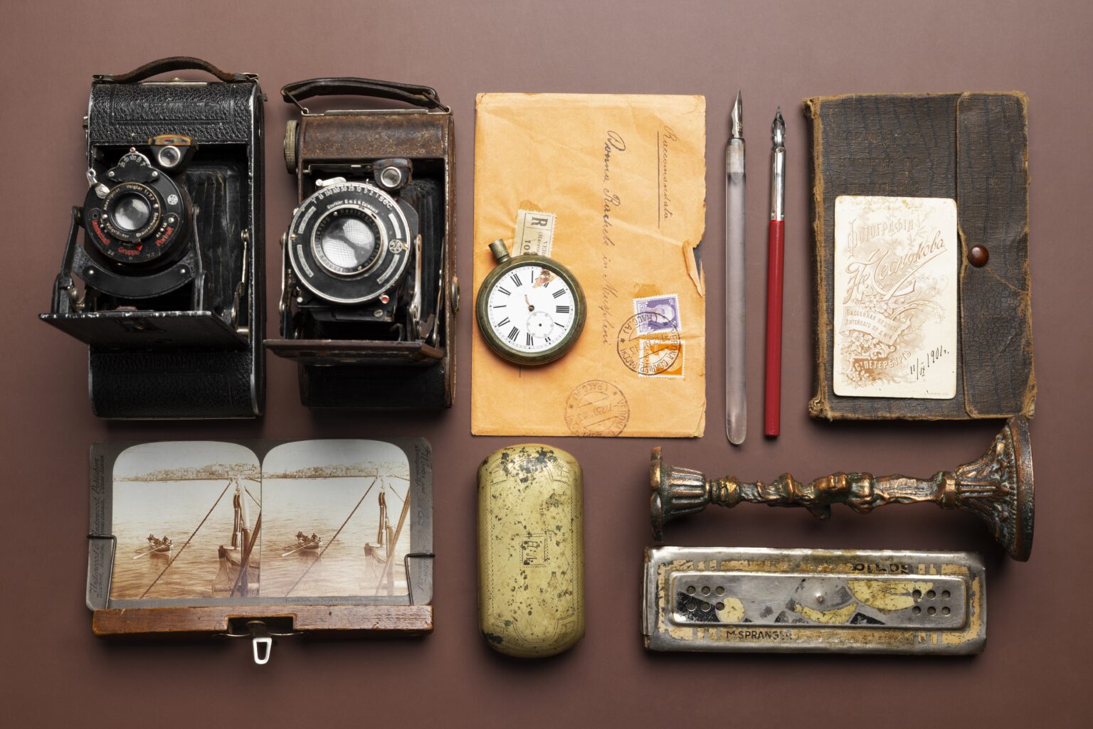 10 Collectibles That Are Perfect for Hobby Enthusiasts